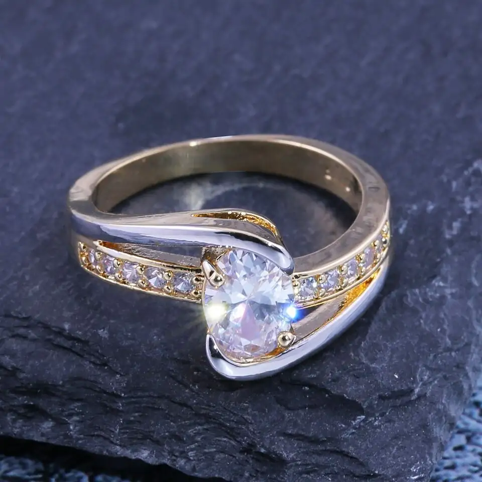 Hot Bán Cực Chất Lượng Thiết Kế Engagement Ring Cho Người Phụ Nữ 925 Mạ Bạc Celtic Hôn Nhẫn Cưới Tại Giá Bán Buôn