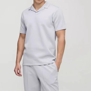 Vêtements de sport confortables et décontractés Meilleure vente Prix de gros Ensemble double pour hommes Ensemble short et t-shirt de fitness à manches courtes - Product Image 5