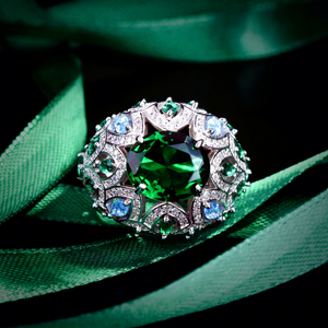 Anello Aperto Lussuoso in Lega con Micro-Incastonatura <span class=keywords><strong>di</strong></span> Diamanti e Intarsio Completo per Donne, 'Il Regno <span class=keywords><strong>di</strong></span> Tutte le Creature' - Product Image 1