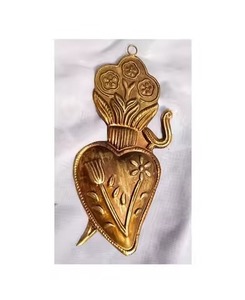 Colgante de Metal con Forma de Sagrado Corazón para Decoración del Hogar - Product Image 4