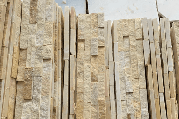 สีเหลือง