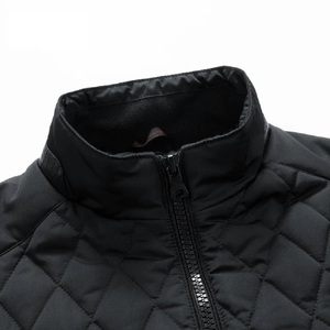 Vente en gros de veste softshell chaude en polyester pour homme veste respirante mode streetwear de haute qualité veste rembourrée en coton pour hommes - Product Image 4