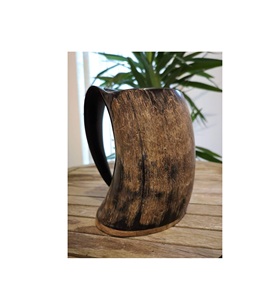 Taza de cuerno con acabado liso, agarre cómodo, para bebidas, uso diario, cocinas rústicas, bares informales y hogares. - Product Image 3