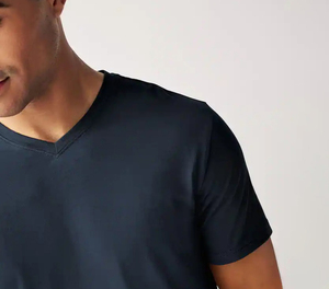 Camiseta clásica con cuello en V, camisetas de algodón para hombres, camisas en blanco de algodón suave para imprimir - Product Image 4