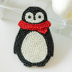 Broches d'animaux en perles faites à la main épingles à bijoux personnalisées accessoires de mode cadeaux uniques de perles artisanales par glowin fashion - Product Image 1