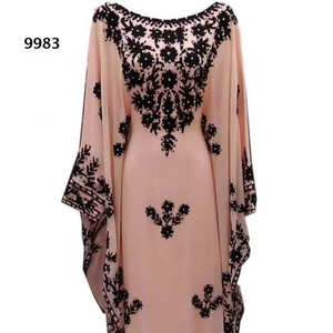 Dubai Farasha Kaftan 2024 Beau Caftan musulman traditionnel rouge avec perles de pierre Travail à la main Design marocain Robe en tissu - Product Image 1