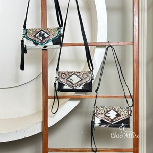 Nuevo Bolso Bandolera Mini de Cuero Vacuno de Diseño de Lujo, Bolso de Mano de Cuero Repujado Estilo Boho, Bolso de Hombro Tipo Bandolera Occidental Hecho a Mano - Product Image 1