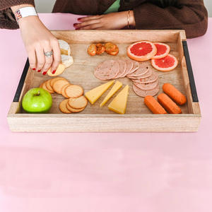 Plateau artisanal en bois de manguier avec poignée en métal rustique pour servir le café dîner bar petit déjeuner table de cuisine ou affichage décoratif - Product Image 6