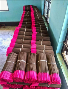 ธูปดำไม่มีกลิ่น ฐานสีชมพู ให้ควันสะอาด สำหรับพิธีกรรม การทำสมาธิ วัด และงานฝีมือ - Product Image 3