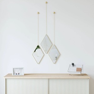 Miroir mural à cadre rond en métal pour la décoration de la maison moderne Accent parfait pour la décoration de la chambre, du salon et du bureau - Product Image 1