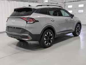 Kia Sportage X-Line AWD SUV 2023, moteur 4 cylindres 2,5 L et transmission intégrale Active standard. - Product Image 2