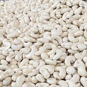 WW180เม็ดมะม่วงหิมพานต์ WW240 WW320เม็ดมะม่วงหิมพานต์ราคาดีที่สุดในเวียดนามภาษีฟรี - Product Image 1