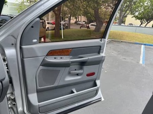 Dodge Ram 3500 Laramie 4x4 Usada, 2006, Volante a la Izquierda/Derecha - Product Image 5