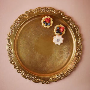 Plateaux de service en aluminium antique, couleur personnalisée, lavables au lave-vaisselle, pour la maison, la cuisine, la vaisselle, fabrication artisanale indienne - Product Image 1