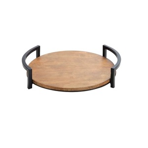 Top Tendance Moderne Poignée En Fer Noir Plateau En Bois Plateau De Service En Métal pour La Décoration De Table Taille Personnalisée Forme Couleur - Product Image 3