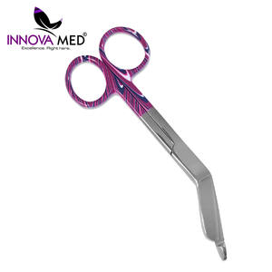 Tijeras Quirúrgicas Premium para Vendajes, Curvadas, con Mango Multicolor y Logotipo Personalizado, Hechas de Acero, INNOVAMED INSTRUMENTS - Product Image 5