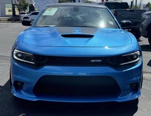 Dodge Charger 2023 en perfecto estado - Product Image 1