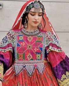 Nouveautés Kuchi Robes Belles Robes de Soie Afghani pour les Occasions Spéciales Vente en Gros - Product Image 2