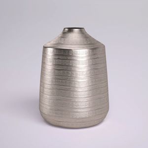 Célèbre et beau vase à fleurs en métal pots de fleurs en métal et vases à des prix bon marché pour la décoration de mariage d'hôtel à la maison - Product Image 5