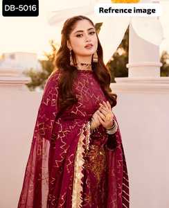 Les dames pakistanaises s'habillent Salwar Kameez avec broderie lourde et travail de pierre en gros magnifiques conceptions de robes prêtes à l'emploi pour les femmes - Product Image 2