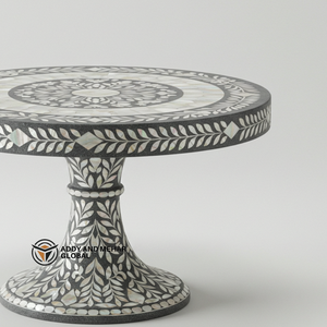 Support à gâteau rond en nacre grise artisanal avec finition antiadhésive écologique, piédestal luxueux pour la décoration de desserts - Product Image 3