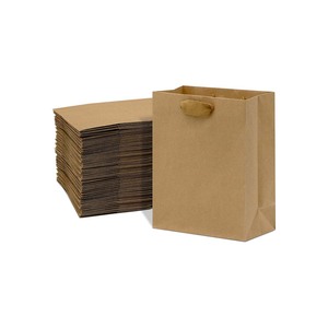 Compre papel kraft de diseño con una superficie elegante y texturizada, ideal para regalos y proyectos. - Product Image 4