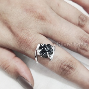 Bijoux en pierre brute Bague pour femme Tourmaline noire naturelle Pierre précieuse Octobre Pierre de naissance Croix Bague en argent sterling 925 - Product Image 4