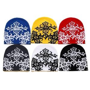 Gorro de invierno de Jacquard acrílico Unisex de alta calidad con logotipo personalizado, gorro cálido, gorro de esquí deportivo de punto con calavera - Product Image 1