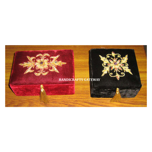 Fabricación de clase alta de caja de bordado Zari Multicolor bellamente hecha a mano para cajas de joyería con precio bajo y mano de obra - Product Image 1