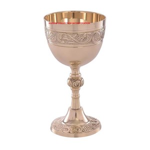 Calice en laiton Ciborium doré de haute qualité Artisanat en métal le plus vendu Fabriqué en Inde - Product Image 4