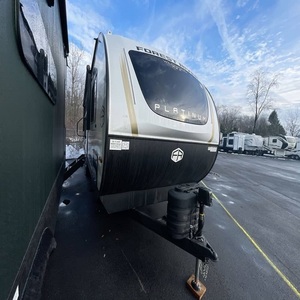 Nouveau 2025 F-o-r-e-s-t R-i-v-e-r Wildwood F-s-x 269VCX - Product Image 1