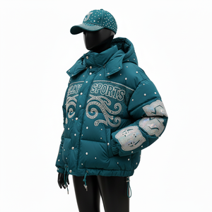 Chaqueta Acolchada de Poliéster para Mujer, Invierno, Diseño de Paneles Acolchados, Color Verde Azulado, Logotipo de Cristal Hotfix, Chaqueta Acolchada para Mujer - Product Image 4