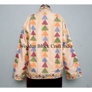 Chaqueta Suzani de Terciopelo con Bordado Floral Bohemio Vintage, Chaqueta Corta Estampada con Forro de Lana, Chaquetas Suzani Hechas a Mano - Product Image 6