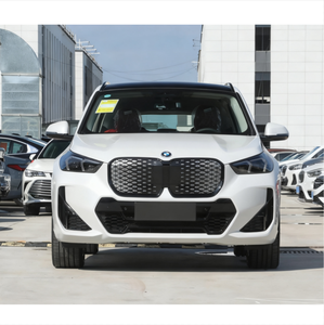 Voiture électrique d'occasion 2023 à faible kilométrage, traction intégrale, très demandée, autonomie de 450 km, batterie de 66 kWh, immatriculée en novembre 2023, sans accident - Product Image 2