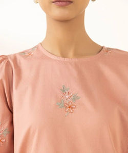Kurtis courts indiens et pakistanais en soie Dobby Georgette brodée, imprimés, style décontracté, avec logo personnalisé, dernière collection, pour tenue de soirée - Product Image 5