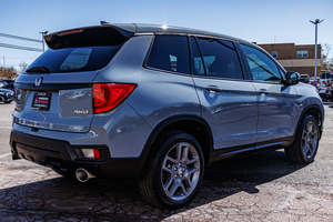 2022 Honda Passport Coche eléctrico perfectamente usado con asientos de cuero de dirección izquierda Cámara trasera de techo solar panorámico GMC Make - Product Image 5