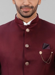 Traje de Dos Piezas Color Granate Oscuro para Hombre de Primera Calidad para Bodas, Eventos Formales de Negocios, Disponible a un Precio Competitivo desde India - Product Image 3