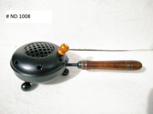 Quemador de resina de incienso de hierro con símbolo impreso recubierto de polvo artesanal y quemador de carbón con mango de madera Caldero de hierro - Product Image 6