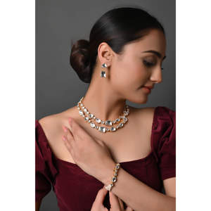 Uncut Kundan Polki <b>Fine</b> <b>Jewelry</b> <b>Set</b> Includes Necklace Earrings Bracelet - Product Image 2