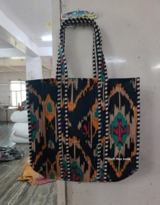 กระเป๋าผ้าคอตตอนพิมพ์ลายทำมือสไตล์อินเดียทำด้วยมือกระเป๋าสะพายไหล่สำหรับผู้หญิงทำมือพิมพ์ลายบล็อกทำด้วยมือ - Product Image 4