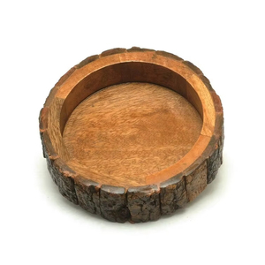 Cuenco de comida para perros de madera hecho a mano, duradero, elegante y apto para mascotas de Crescent Crafts - Product Image 1