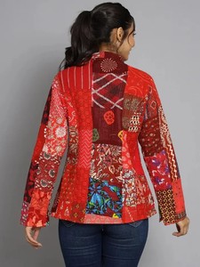 Indian Short Stand Collar Tejido Algodón Patchwork Hecho a mano Acolchado Reversible Kantha Chaqueta - Product Image 2