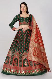 Alta demanda Semi puntada Fiesta DE BODA Ocasión al aire libre Mujeres Lehenga Choli de proveedor indio a precio de exportación - Product Image 4