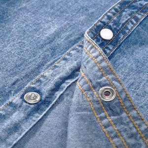 Camisa Vaquera Informal Transpirable 100% Algodón Duradera con Ajuste Equilibrado, Superficie Lisa, Características Ecológicas de Alta Calidad - Product Image 5