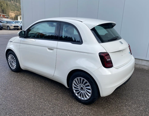 100% Nouvelle Fiat 500e Action 23,8 kWh, Voitures Électriques avec Radio - Product Image 5