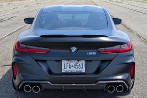 Auto Usado Confiable, BMW M8 Coupé 2020, ~21,600 Millas, Motor V8 Twin-Turbo de 600 hp - Product Image 2