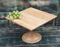 Présentoir à gâteau en bois classique fait main Plateau à gâteau en bois d'acacia au design unique disponible en deux couleurs - Product Image 4