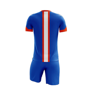 Meilleurs designs 2024, uniformes de football imprimés de haute qualité, respirants, à séchage rapide, col rond, manches courtes, unisexes, 100% polyester, personnalisés - Product Image 3