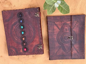 Nouveau véritable main usiné Extra Large en cuir gaufré fermoir moyen serrure Journal Boho traditionnel Vintage cuir voyage Long Journal - Product Image 3