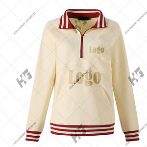 Sudadera de Invierno Personalizada con Cuello Alto Delta en Relieve |   Sudadera Unisex con Impresión de Logotipo |   Ropa para Hermandades y Organizaciones - Product Image 4